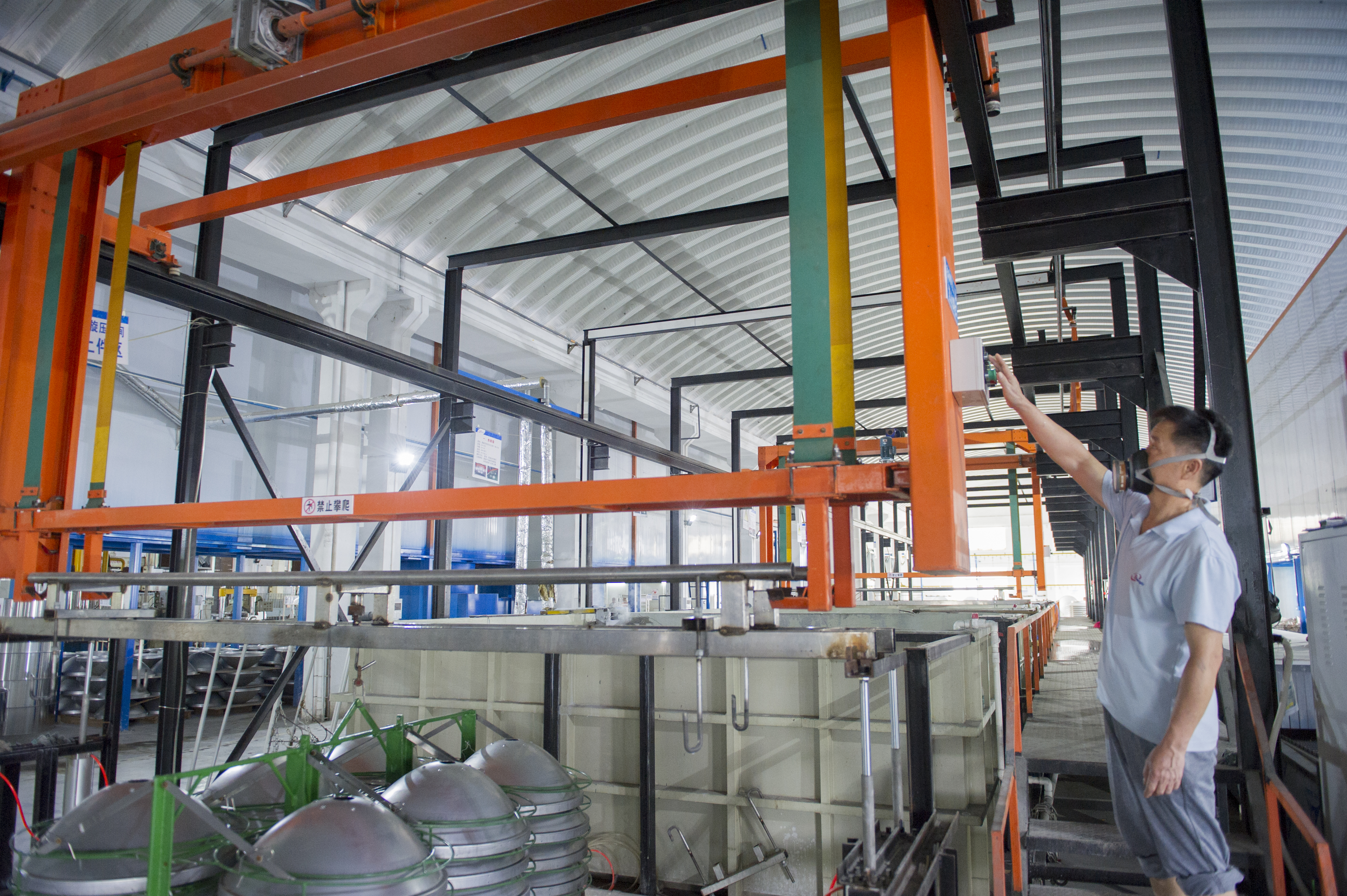Shenglu manufacturing workshop with production equipment and antenna components